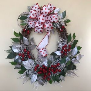 HAND CRAFTED 18” Christmas Front Door Wreath